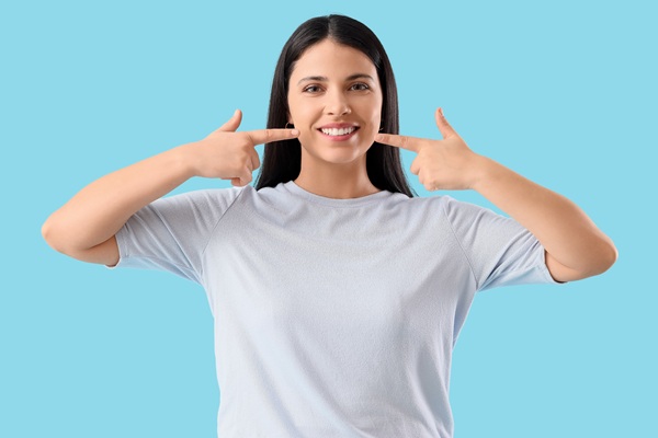 A Beginner’s Guide To Professional Teeth Whitening At Home Treatment